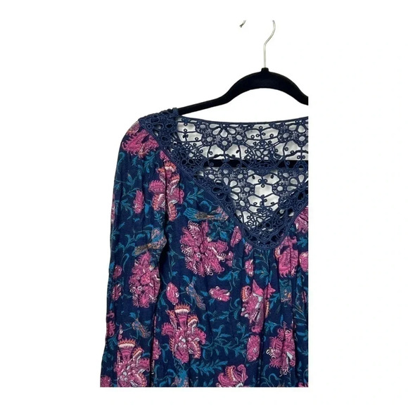 0600. Lucky BRAND KATIE FLORAL TOP SIZE XSMALL FLORAL PATTERN WITH CROCHET NECK - Picture 11 of 12